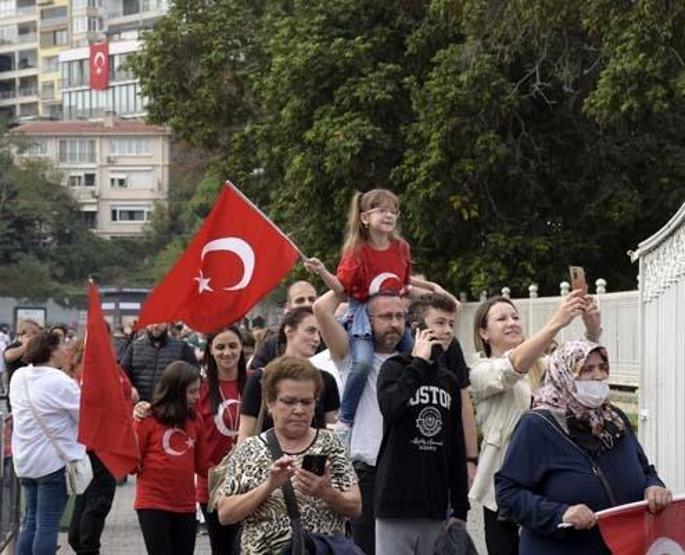 Milyonlar Ataya koştu: Anıtkabir ve Dolmabahçe hıncahınç doldu