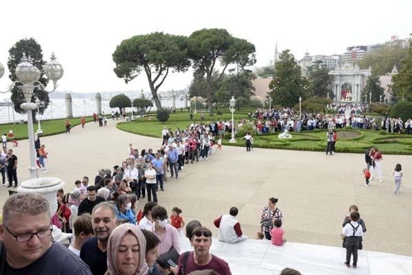 Milyonlar Ataya koştu: Anıtkabir ve Dolmabahçe hıncahınç doldu