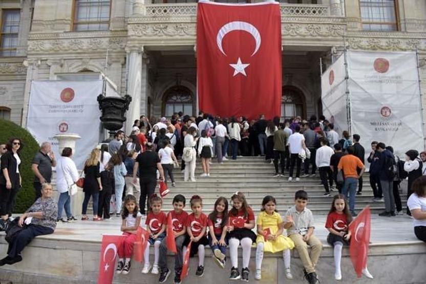 Milyonlar Ataya koştu: Anıtkabir ve Dolmabahçe hıncahınç doldu