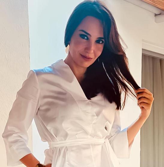 Deniz Uğur'dan filtresiz ve makyajsız paylaşım! Sosyal medyayı salladı