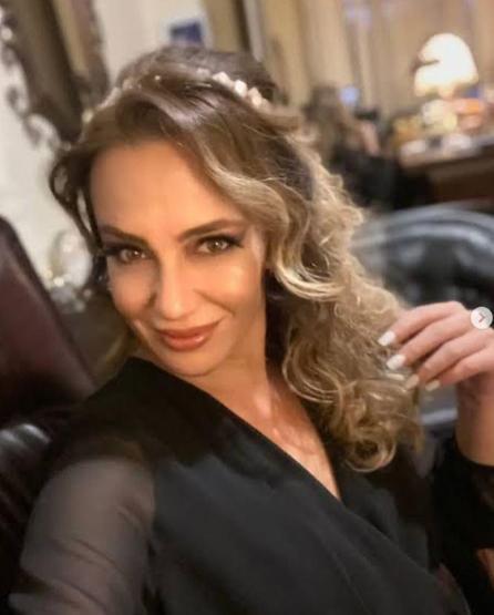 Deniz Uğur'dan filtresiz ve makyajsız paylaşım! Sosyal medyayı salladı