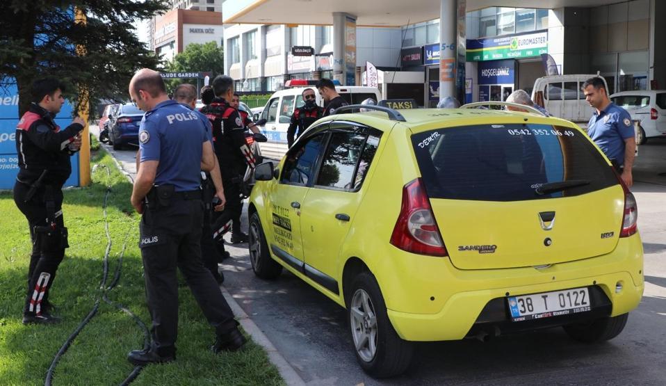 Müşteri alma kavgası kanlı bitti! 'Olayın buralara geleceğini bilmiyordum'