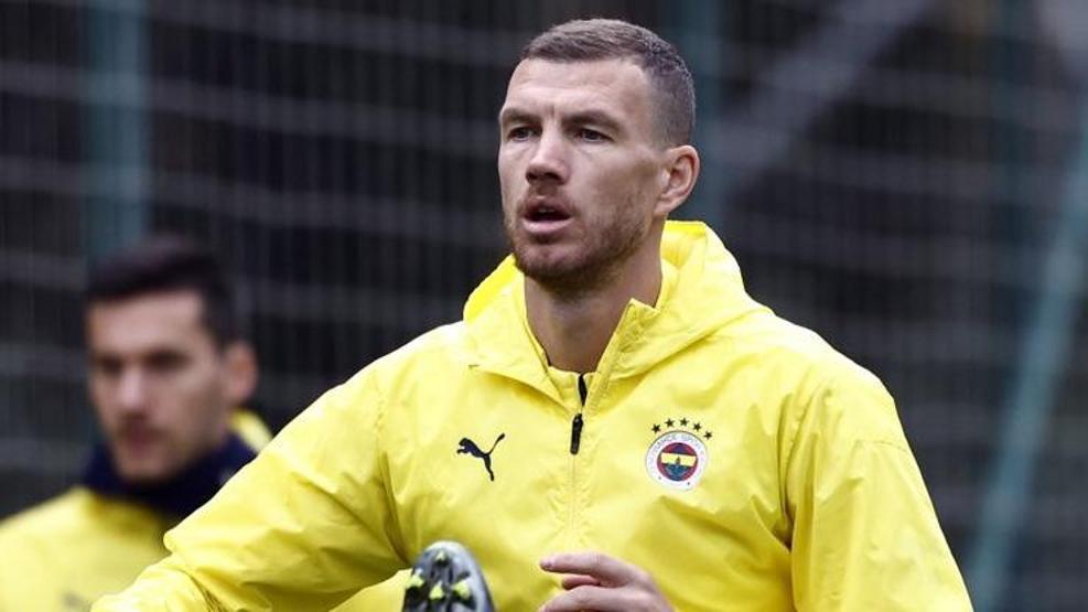Fenerbahçede Konyaspor deplasmanı öncesi İsmail Kartaldan kadroda değişiklik