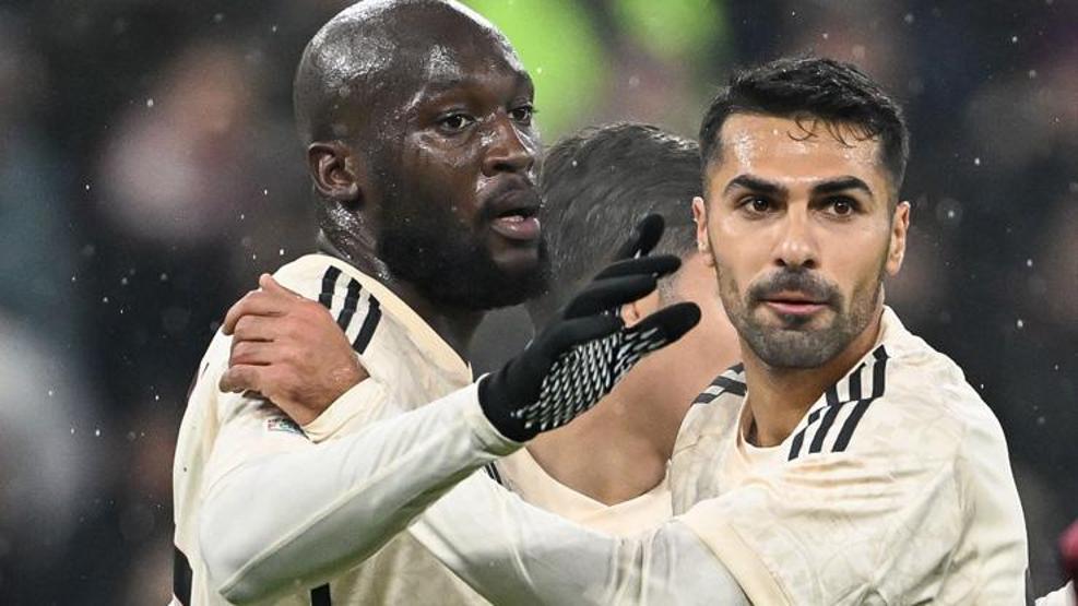 Galatasaraydan çifte bomba Beşiktaşın eski yıldızı listede...