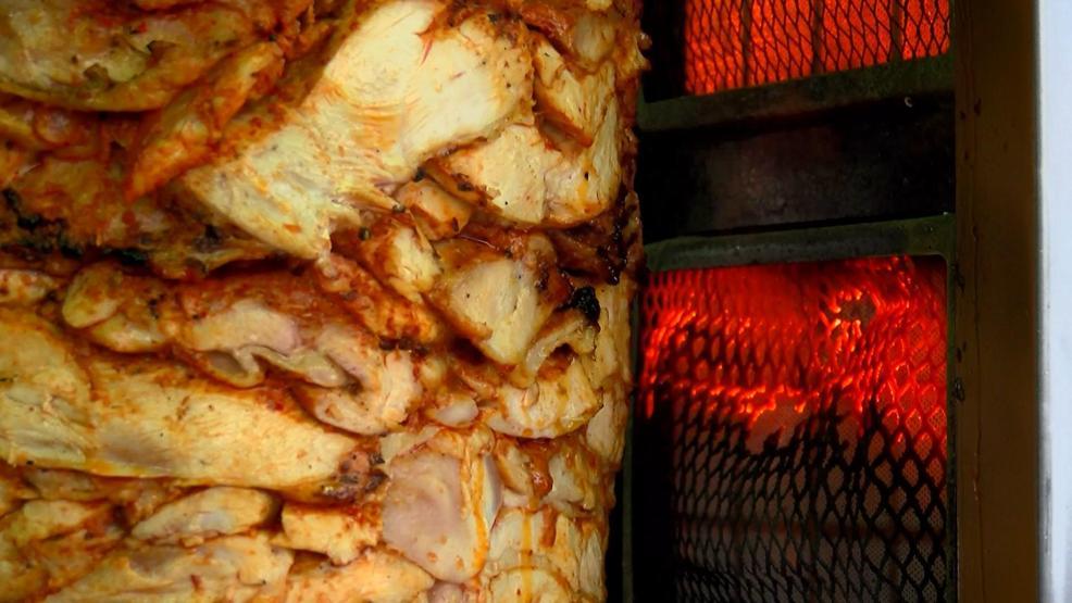 Adana lezzetleri İstanbul'da! 34 metrelik kebap görenleri şaşırttı