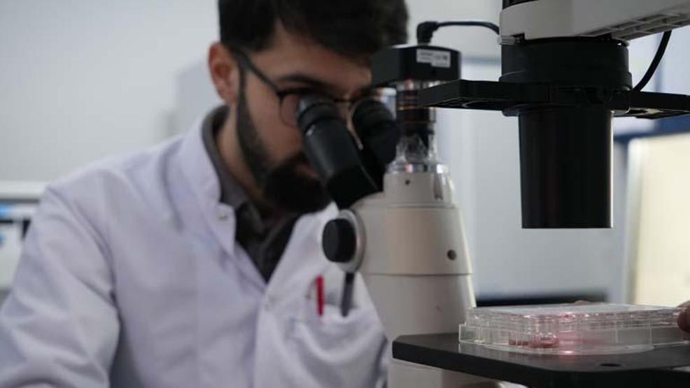 Koronavirüsü yüzde 99 engelleyen burun spreyi ürettiler