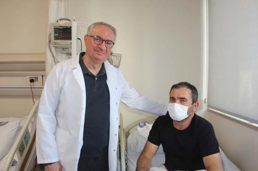 Covid- 19 sonrası kalp krizi geçirdi, böbrekleri iflas etti 16 yıllık eşinin böbreği ile can bulan Emine hemşire: Doğru adamla evlenmişim