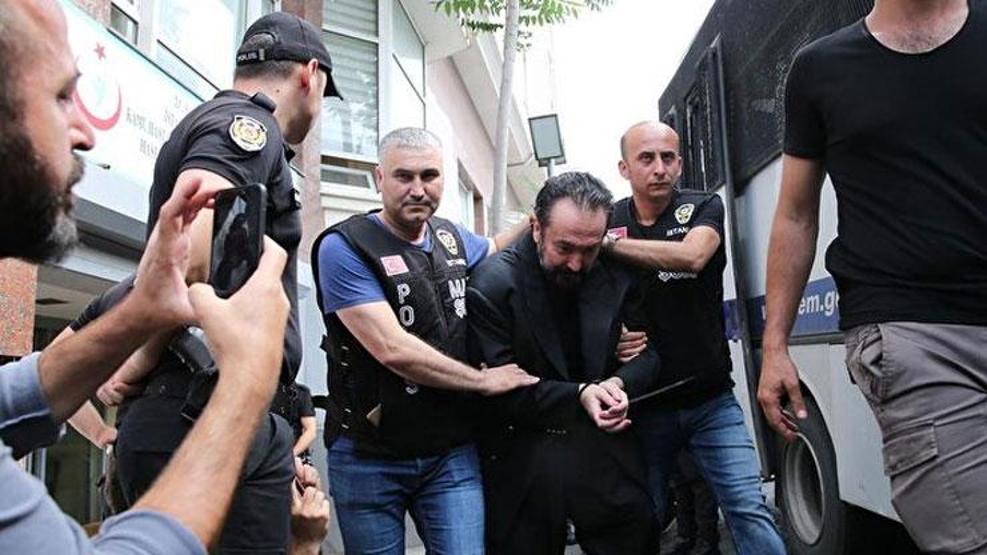En yakınındaki isim itiraf etti: Adnan Oktar’dan ‘vurun’ talimatı