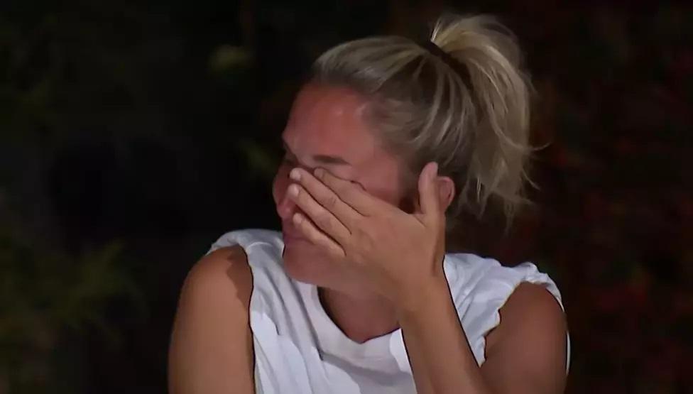 Sema Aydemir, Survivordan diskalifiye olmuştu Pınar Sakanın ailesi açıkladı Yemediğimiz küfür kalmadı