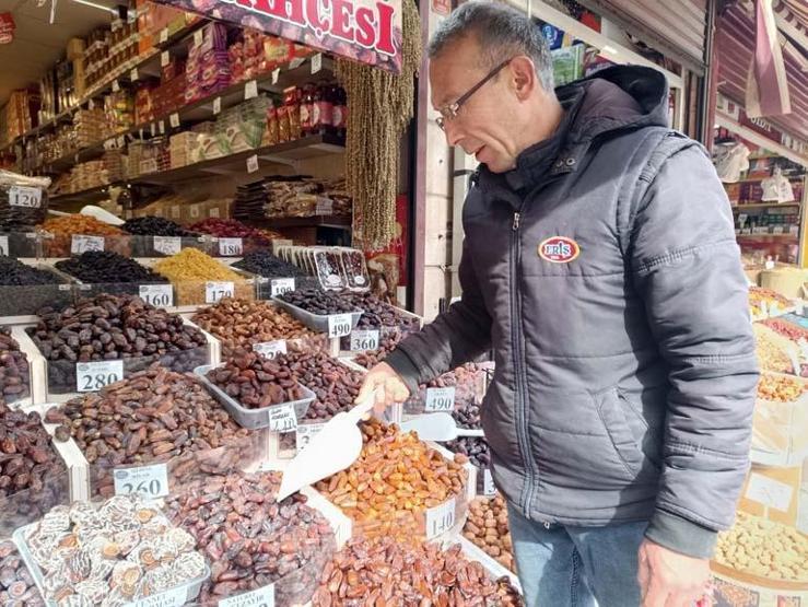 Taze hurma nasıl anlaşılır Hurma alışverişinde dikkat edilmesi gerekenler