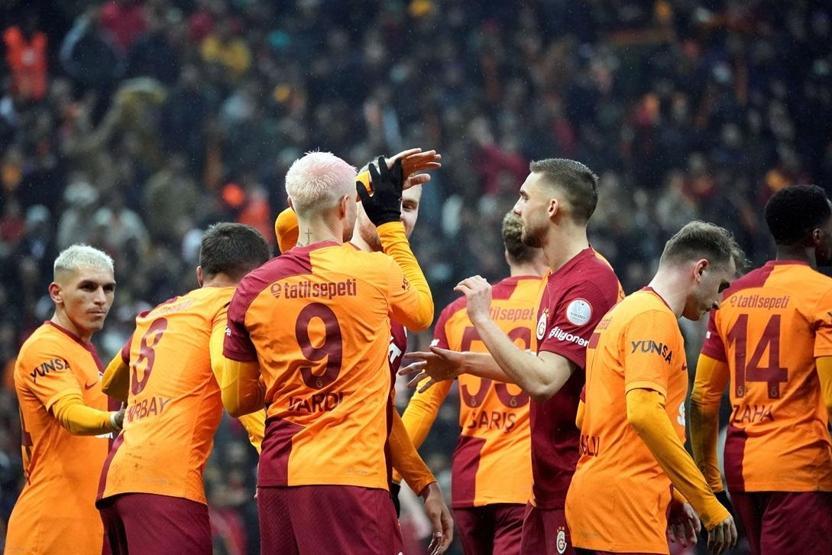 Galatasaray - Çaykur Rizespor maçından dikkat çeken detaylar