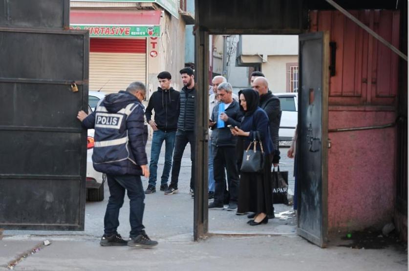 Fotoğraflar gelmeye başladı: Tüm yurtta oy verme işlemi başladı
