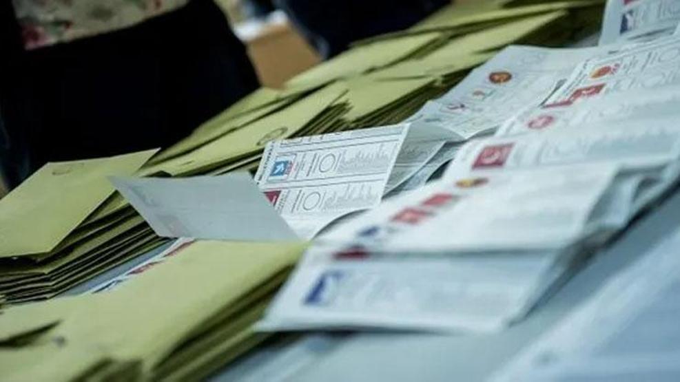 Türkiye tercihini yaptı 31 Martta sandıktan ne mesajlar çıktı Abdulkadir Selvi yazdı