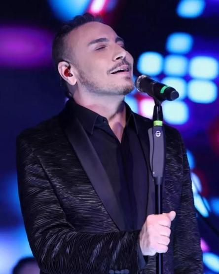 Cenk Erenin yeni pozuna beğeni ve yorum yağdı