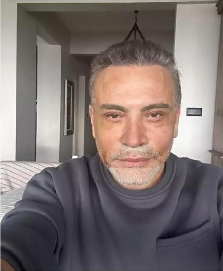 Cenk Erenin yeni pozuna beğeni ve yorum yağdı