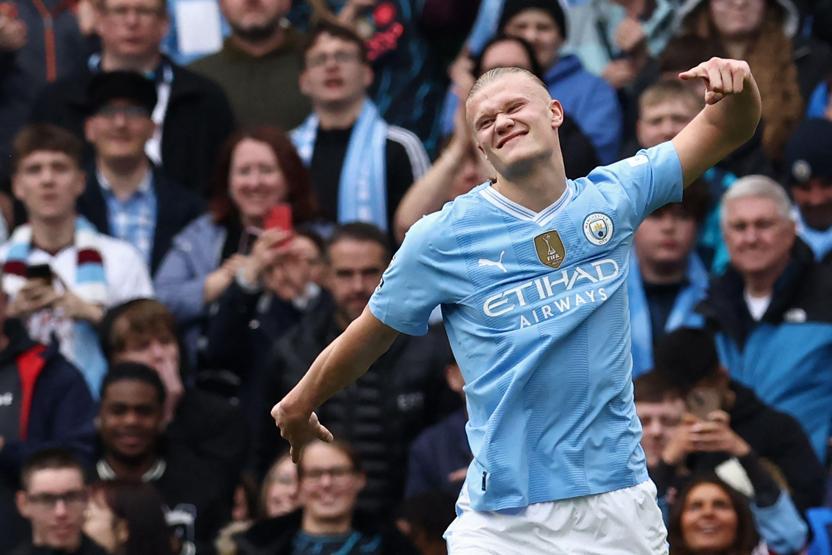 İngilterede yarış kızıştı Premier Ligin yeni lideri Manchester City...