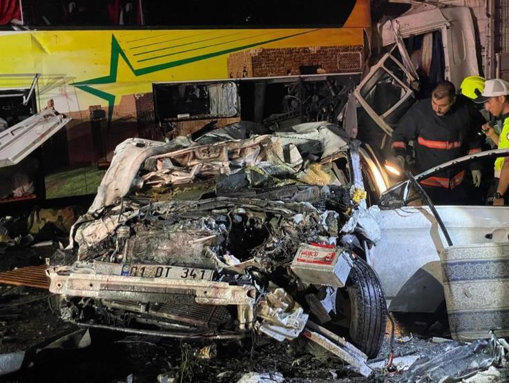 Son dakika Mersin-Adana otoyolunda feci kaza: Çok sayıda ölü ve yaralı var