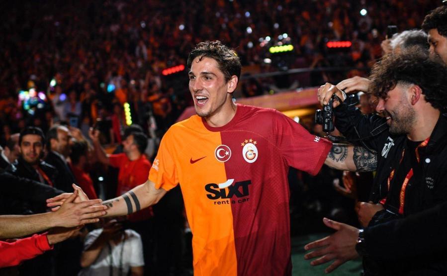 Galatasarayda Zaniolonun yeni adresi belli oldu Sürpriz imza...