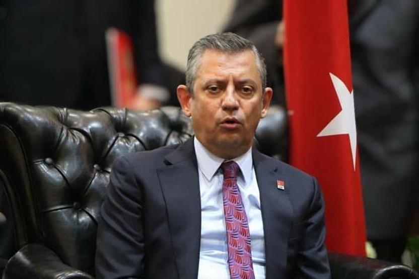 Erdoğandan 18 yıl sonra CHPye ziyaret