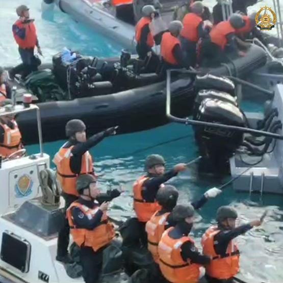 Tensione pericolosa nel Mar Cinese Meridionale Immagini scioccanti: hanno attaccato con asce e coltelli..