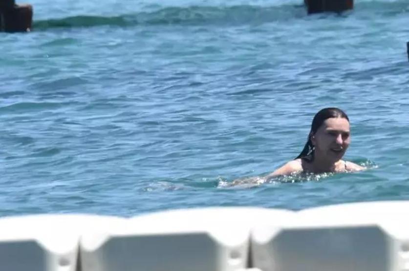 Hande Ataizi ve Dinç Aydoğdu tatilde Fit halleri dikkat çekti