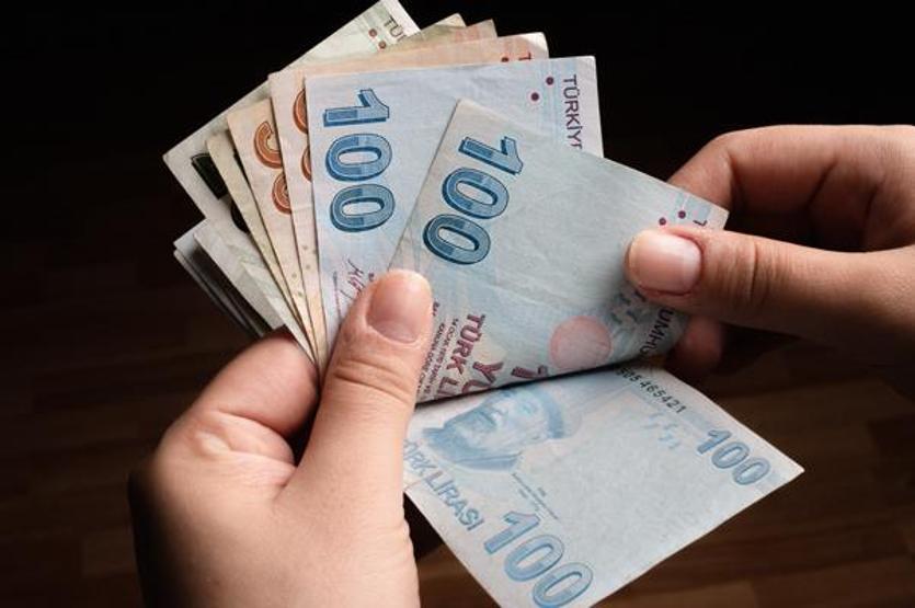 Bakan Göktaş duyurdu Yaşlı ve engelli aylıkları hesaplara yatırıldı