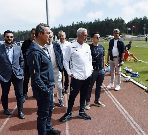 Son Dakika Haberi | Fenerbahçede transfer operasyonu başlıyor 3 yıldız isimde sıcak gelişme...