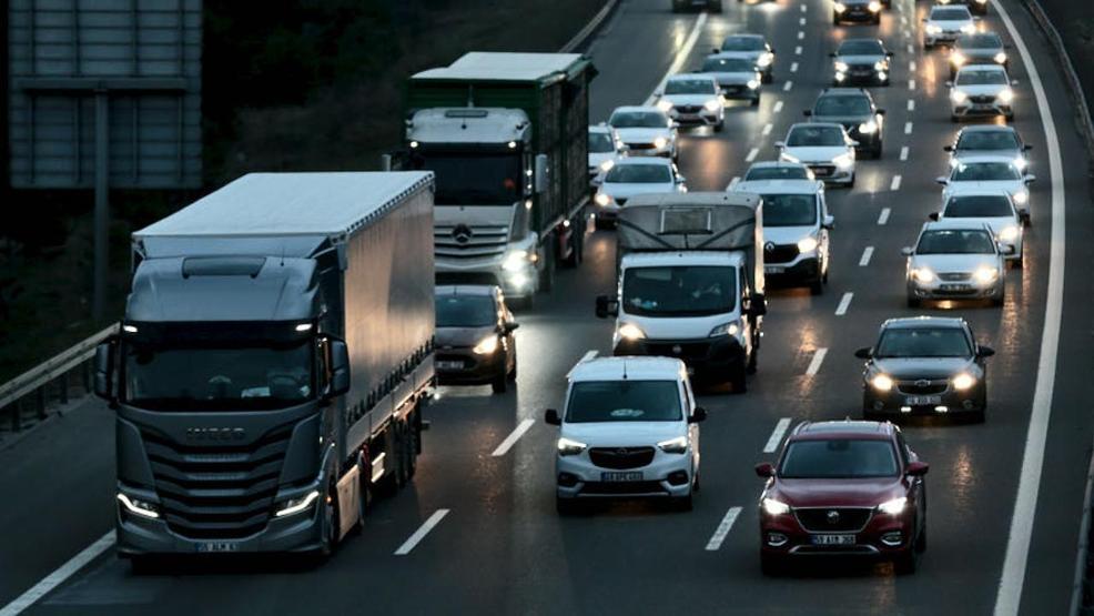 HABER... Uzun yola çıkacaklar dikkat Karayolları duyurdu: 8 saat sürecek çalışma...