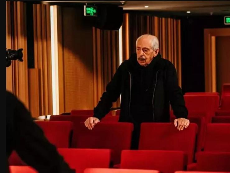 Son dakika: Ünlü oyuncu Genco Erkal hayatını kaybetti