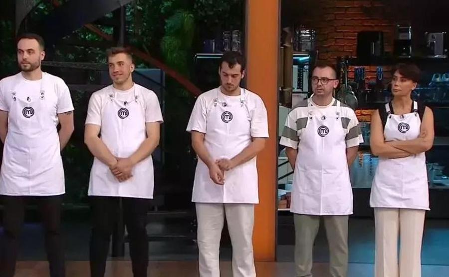 MasterChefte ana kadroya giren 19. yarışmacı belli oldu Yarışmada çift tadım krizi İşte kazanan isim...