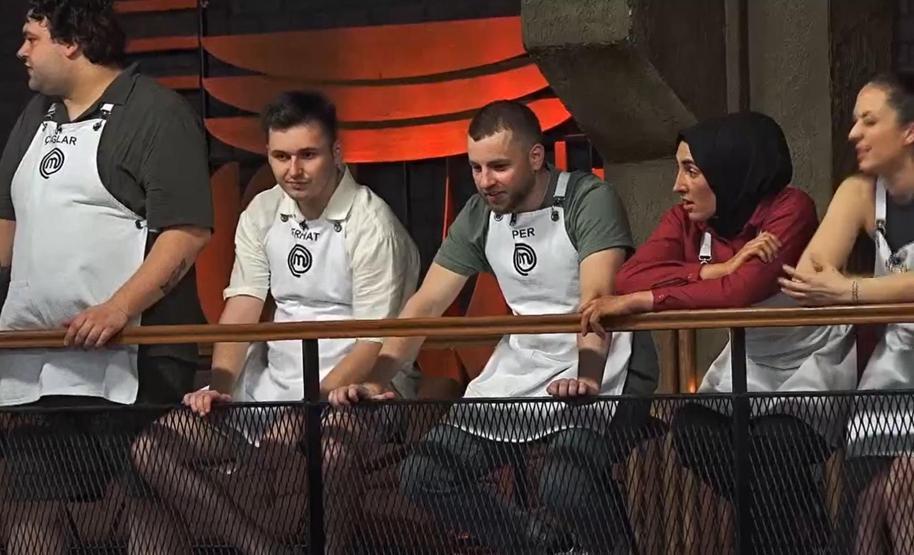 MasterChefte ana kadroya giren 19. yarışmacı belli oldu Yarışmada çift tadım krizi İşte kazanan isim...