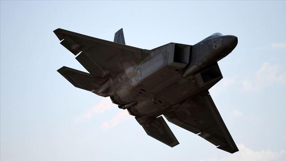 Türkçesi YIRTICI KUŞ Amerika F-22 Raptor için ‘İncirlik’ dedi mi