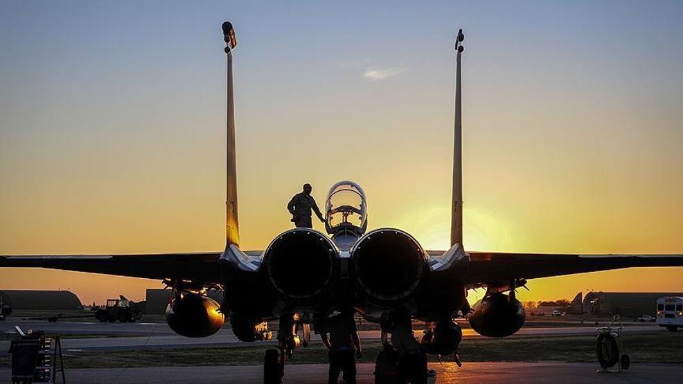 Türkçesi YIRTICI KUŞ Amerika F-22 Raptor için ‘İncirlik’ dedi mi