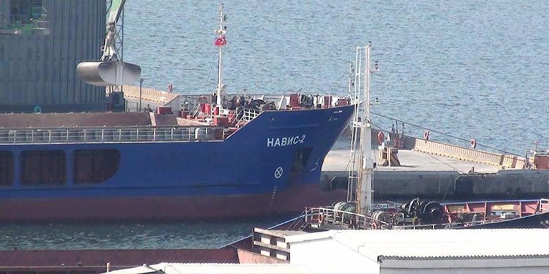 Rus bandıralı gemide feci olay Ekipler olay yerine özel maskelerle girdi