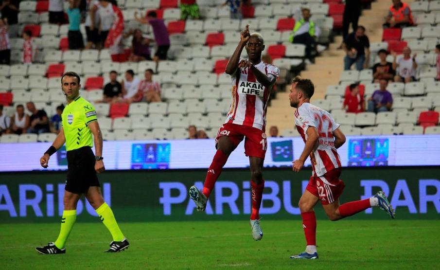 Hatayspor, hatalı hakem kararları nedeniyle Adalet çağrısında bulundu