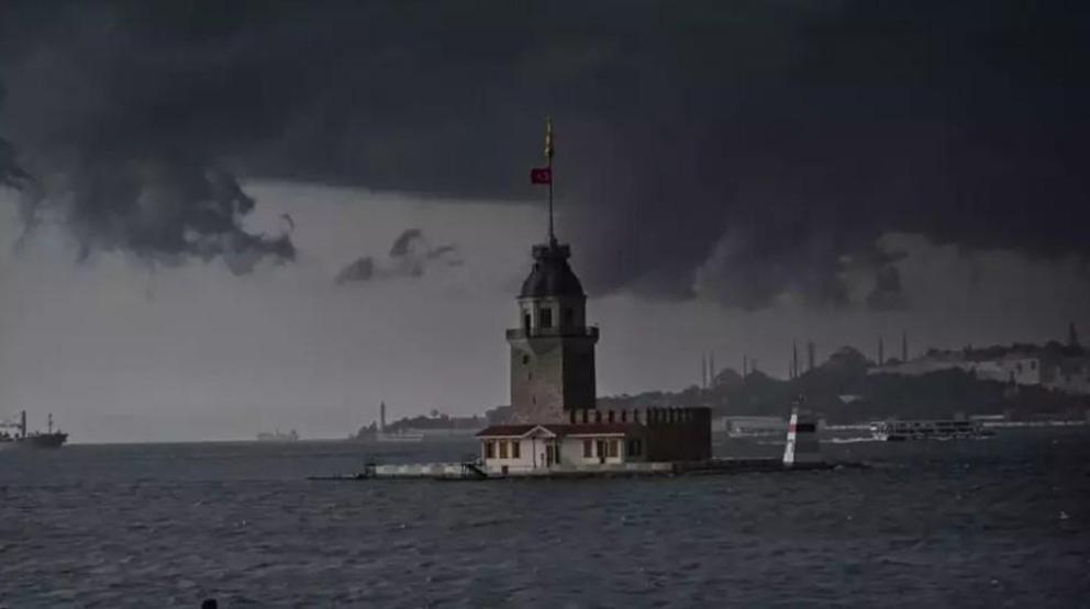 SON DAKİKA İstanbul yoğun yağış altında Hemen yanıbaşı ise kavruluyor Ürünler biçilmeden tarlada kalıyor