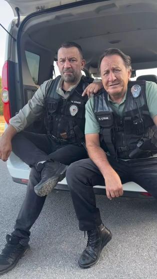 Arka Sokakların yıldızları Şevket Çoruh ve Özgür Ozan sosyal medyayı salladı Yeniyiz, yine yakınız
