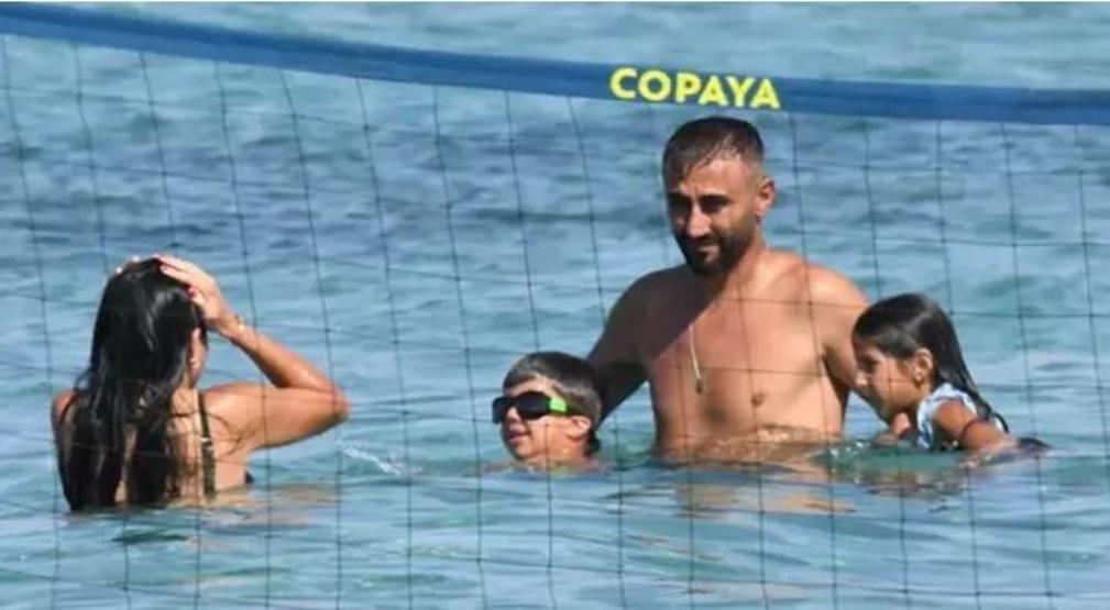 Selçuk Şahin ile Emel Demiryürek, Çeşmede Denizde romantik anlar