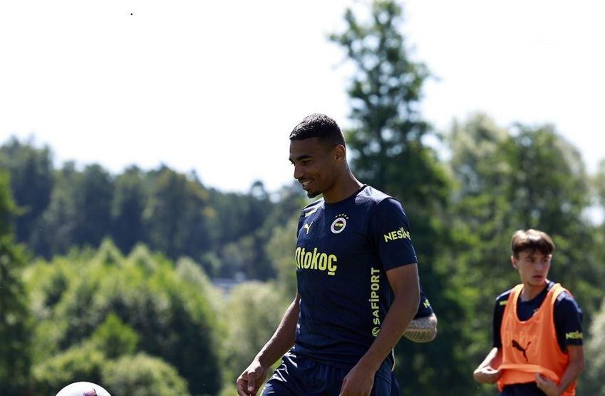 Fenerbahçe’de sakatlık şoku Alexander Djiku