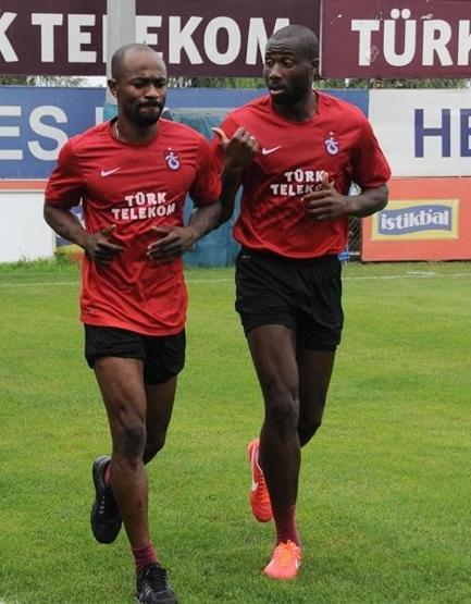 Sol Bambanın vefatı futbol dünyasını yasa boğdu...