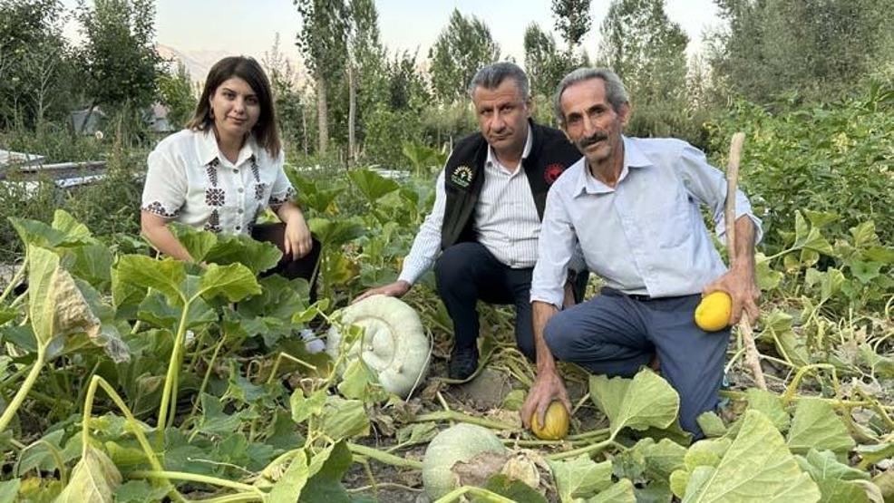 BÜYÜKSÜN BABA 10 evladının 10unu da okuttu: 4 doktor, 3 öğretmen, 2 mimar 1 mühendis...