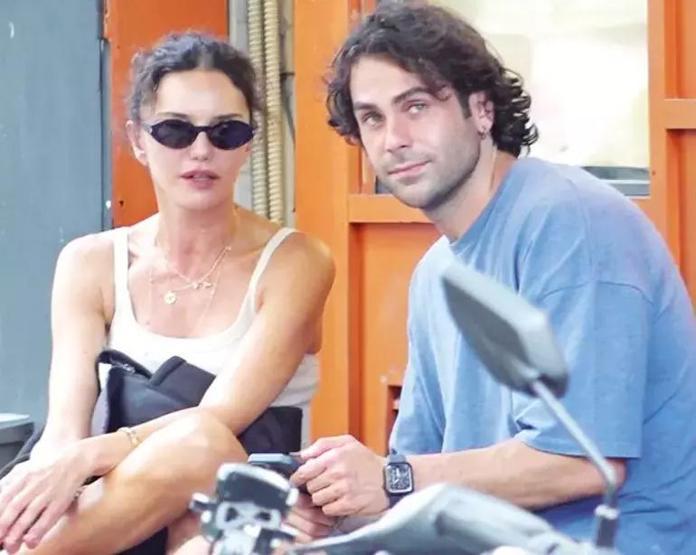 Hande Ataiziden estetik tepkisi: Göz kapağımı yaptırdım olay oldu Herkes yaptırıyor