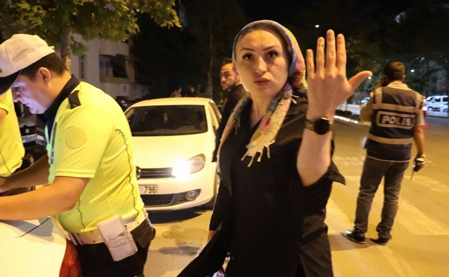 Hem suçlu hem güçlü Polise ilginç teklif