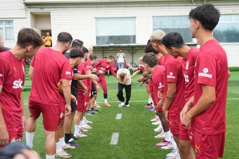 Kerem Aktürkoğlu, Galatasaraya Floryada veda etti