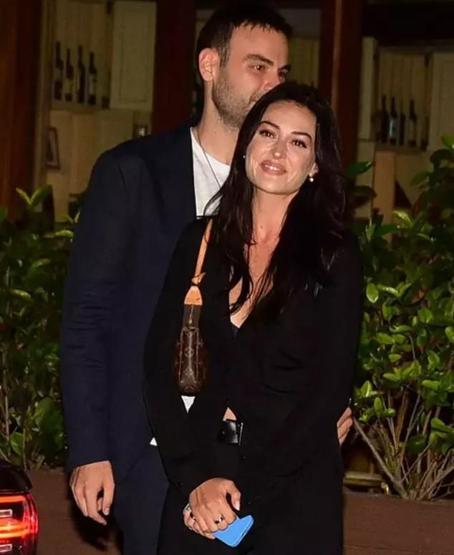 Esra Bilgiç-Faruk Sabancı aşkı tam gaz devam HER ŞEY YOLUNDA
