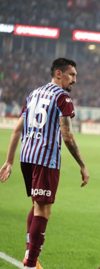 Trabzonsporun yıldız stoperi Stefan Savic, sakatlıklarla boğuşuyor