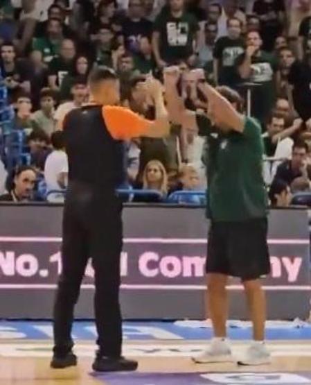 Ergin Atamandan Panathinaikos taraftarlarının skandal pankartı hakkında açıklama