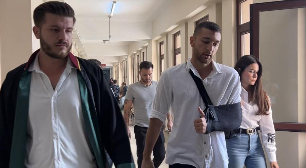 Antalyasporlu futbolcu Emrecan Uzunhanı darbeden sanığın yargılanmasına devam edildi