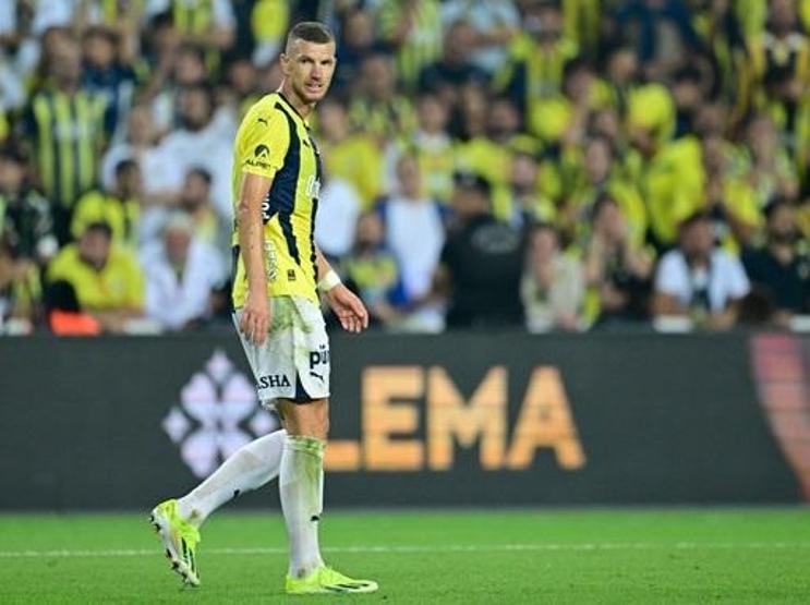 Fenerbahçe - Galatasaray derbisi sonrası Jose Mourinhoya sert eleştiri Nihat Kahveci ve Erman Özgürden flaş yorum...