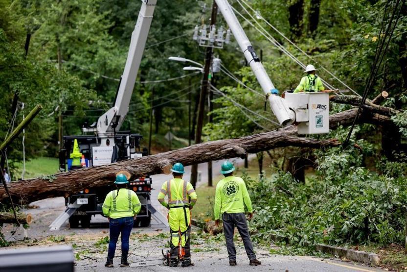 Milyonlarca kişi elektriksiz kaldı, Biden acil koduyla uyardı ABDyi Helene vurdu: Can kayıpları var